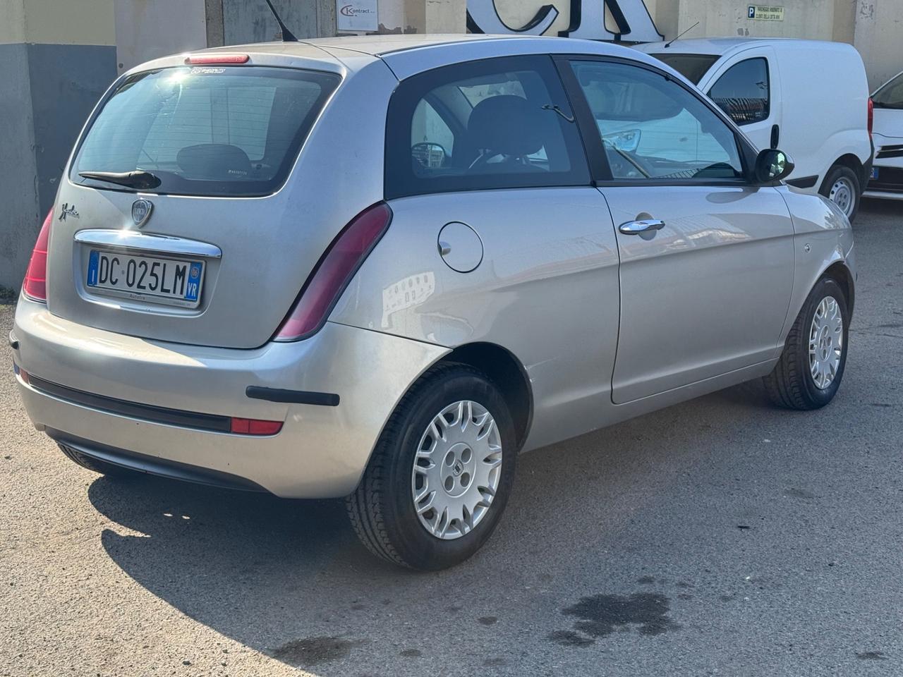 Lancia Ypsilon 1.2 Argento