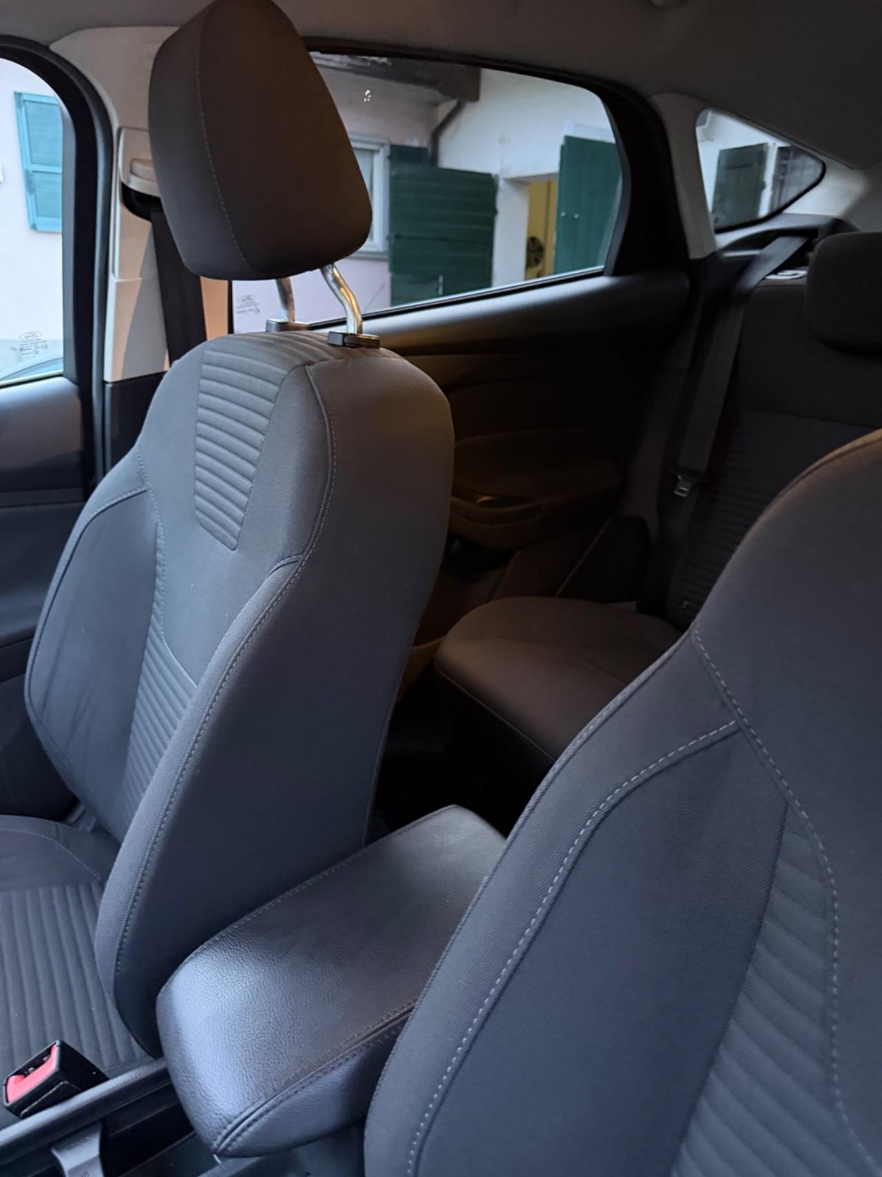 Ford FOCUS 1.6 120 CV TITANIUM KMCERT NAVI UNICOPR