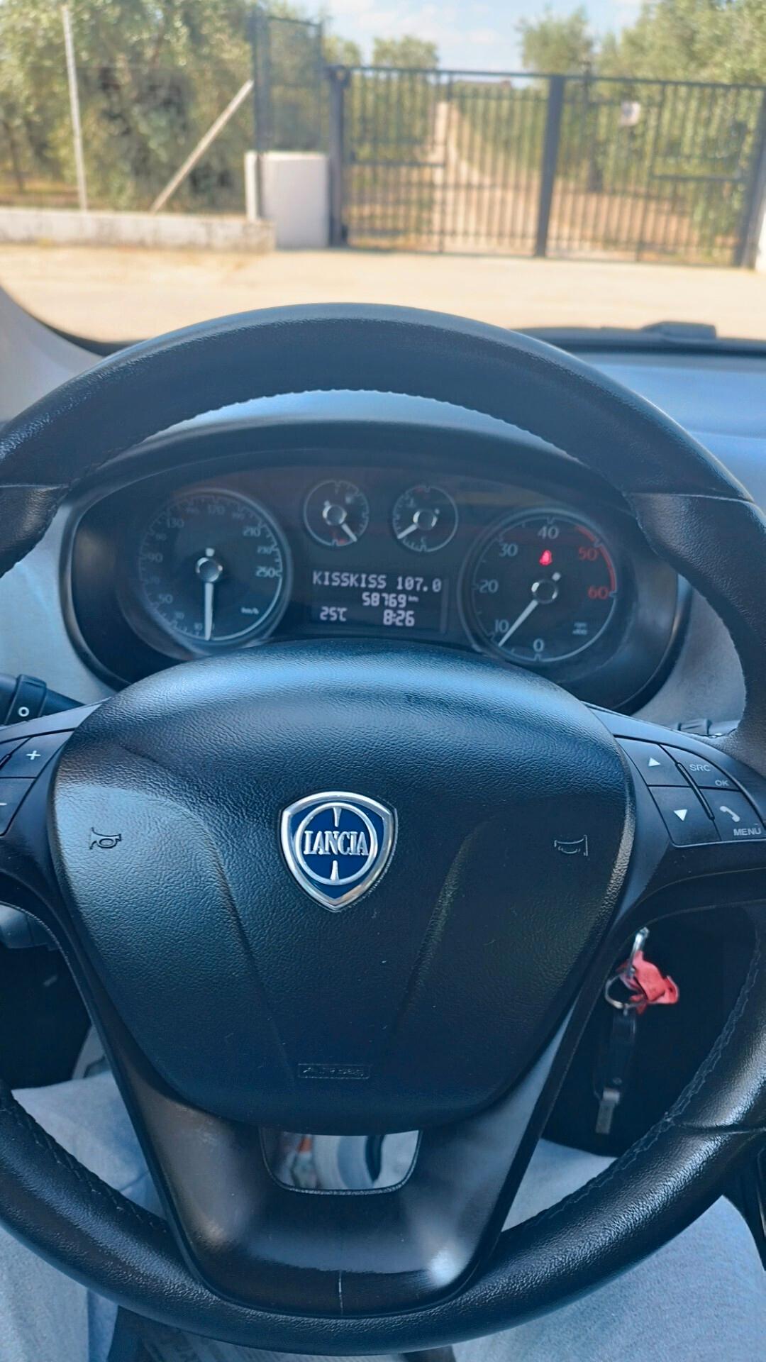 Lancia Delta 1.6 MJT DPF Gold