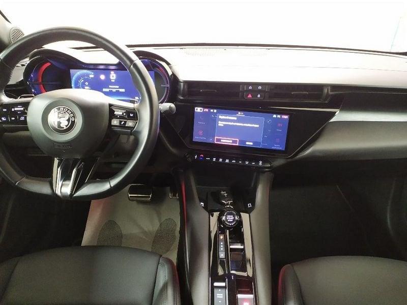 Alfa Romeo Junior 1.2 ibrida Speciale 145cv edct6