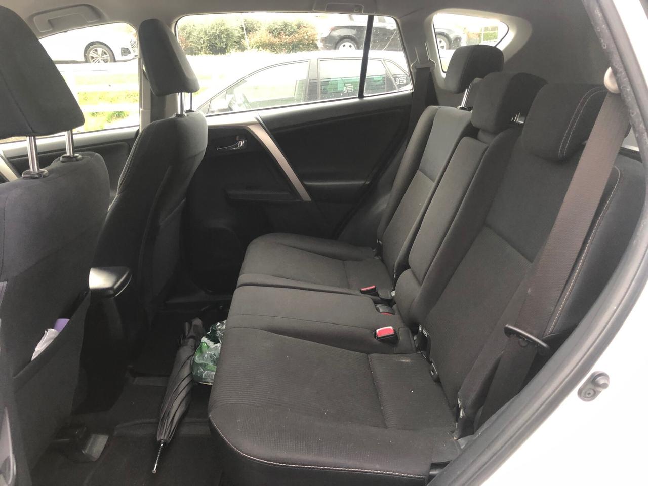 Toyota RAV 4 RAV4 2.0 D-4D 2WD Active