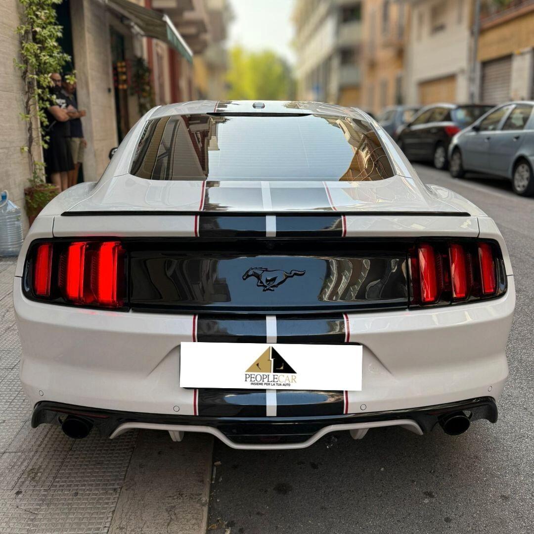 Ford Mustang Fastback **NO SUPERBOLLO**