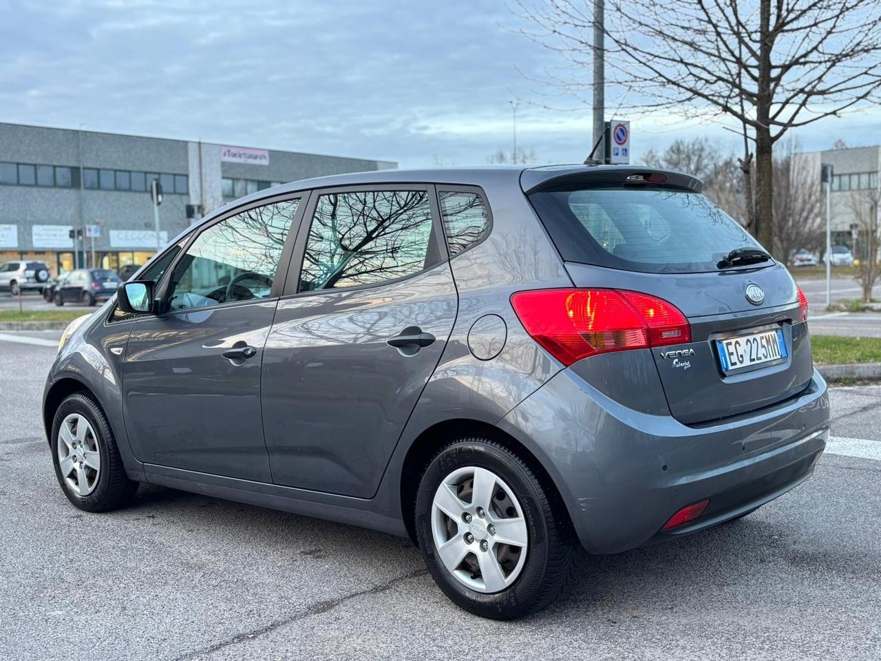 Kia Venga 1.4 CVVT LX Easy