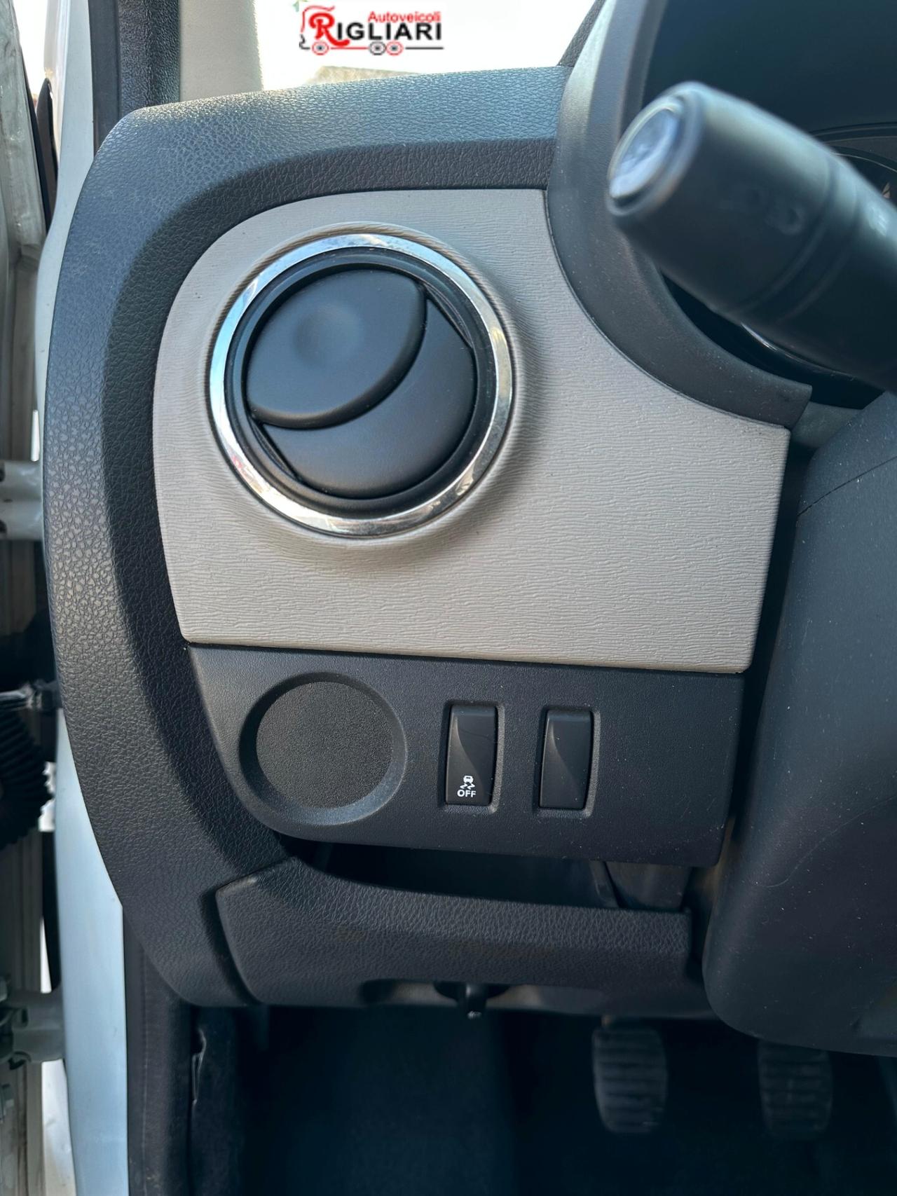 Dacia Dokker 75CV Lauréate Family - Anno 2016 - 5 posti