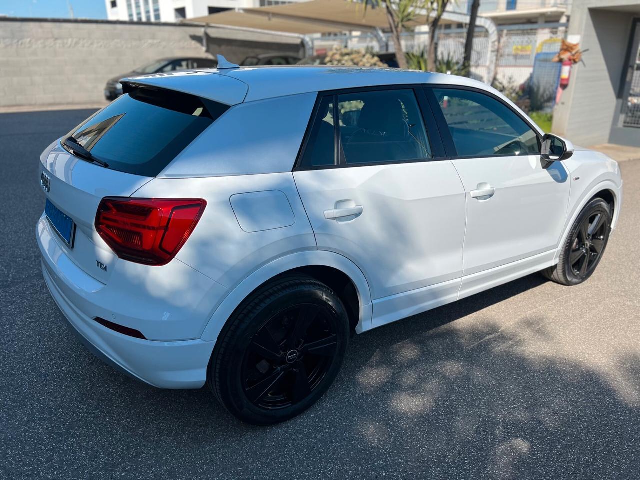 Audi Q2 1.6 tdi 115cv Sport S-LINE PELLE/NAVI/LED/ACC/18;