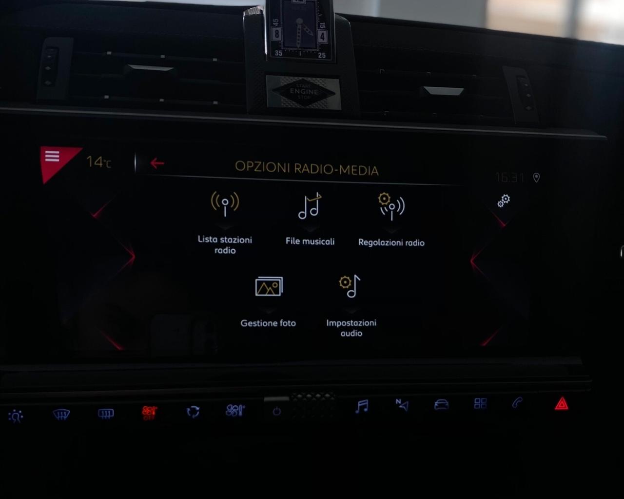 Ds DS 7 DS 7 Crossback BlueHDi 130 aut. Performance Line IVA COMPRESA