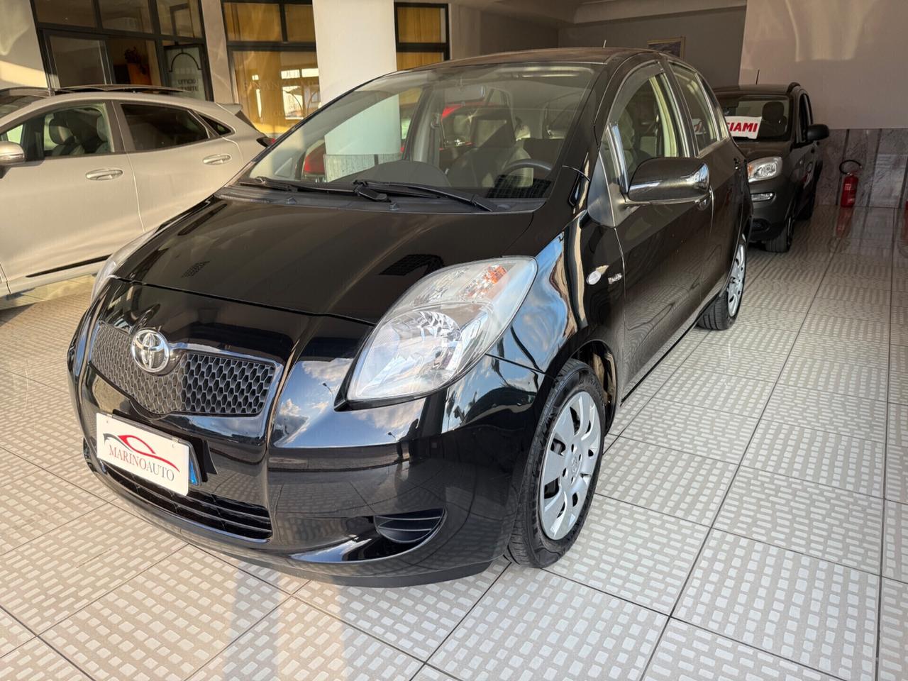 Toyota Yaris 1.4 D-4D 5 porte Sol