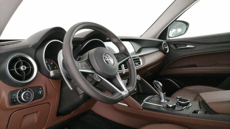 Alfa Romeo Stelvio 2.2 t Super rwd 180cv auto