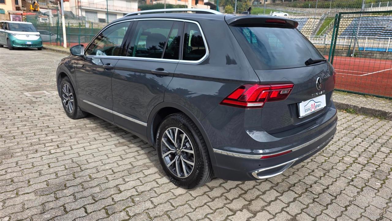 Volkswagen Tiguan 2.0 TDI 150 CV SCR DSG Elegance