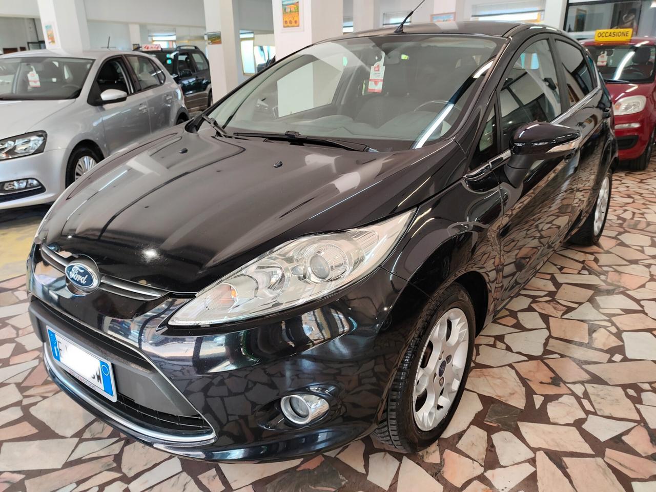 Ford Fiesta 1.4 TDCi 70CV 5 porte Titanium