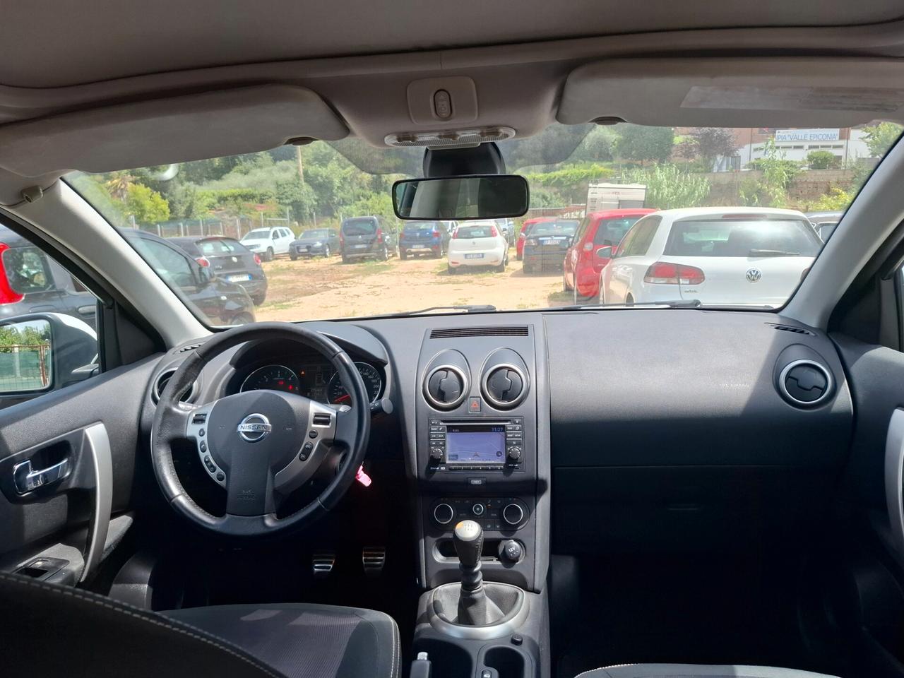 Nisan qashqai