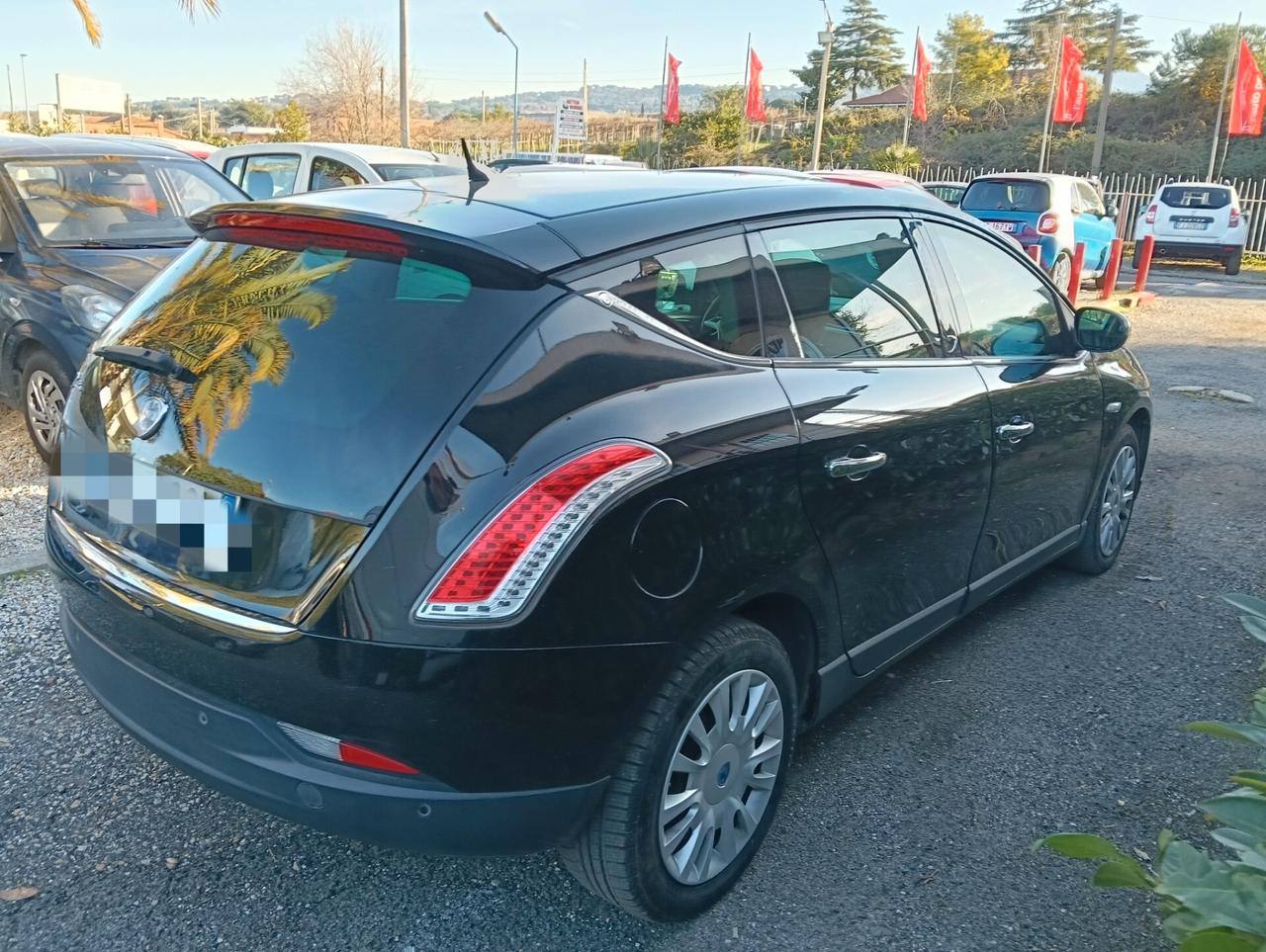 Lancia Delta 1.6 MJT DPF Argento