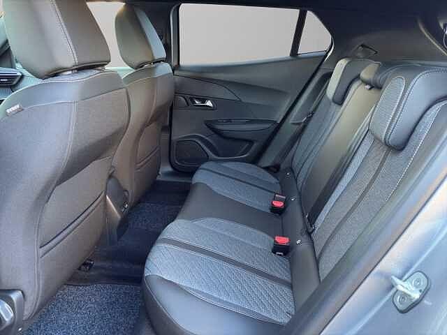 Peugeot 2008 PureTech 100 S&S Allure