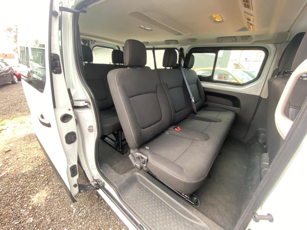 Renault Trafic Extralong T29 1.6 dCi 125CV L2H1 9P