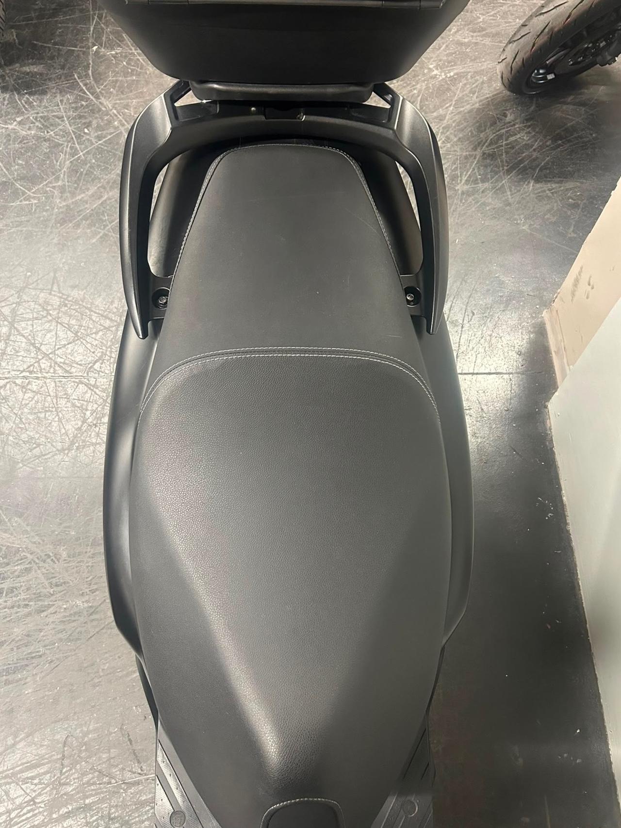 Voge SR 16 / 200