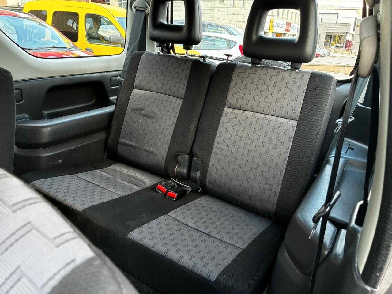 SUZUKI JIMNY 1.3i 16V 4WD JLX AUTOMATICO