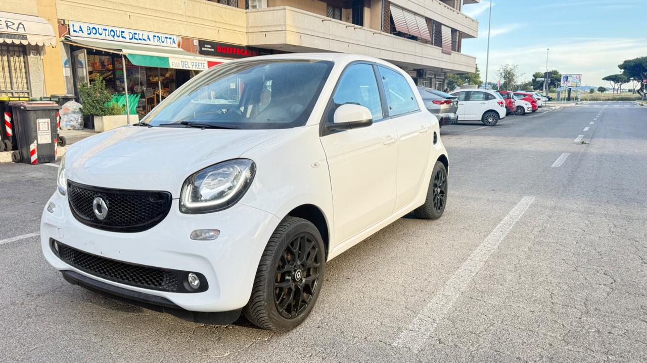 Smart ForFour 70 1.0 twinamic Passion LED PACK SPORT PDC CERCHI 16 BLUETOOTH
