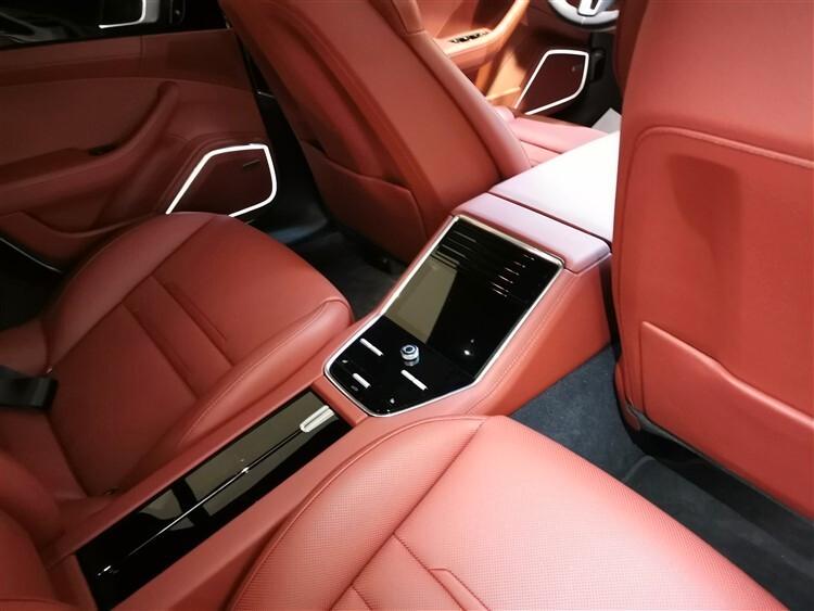 Porsche Panamera 4.0 Turbo