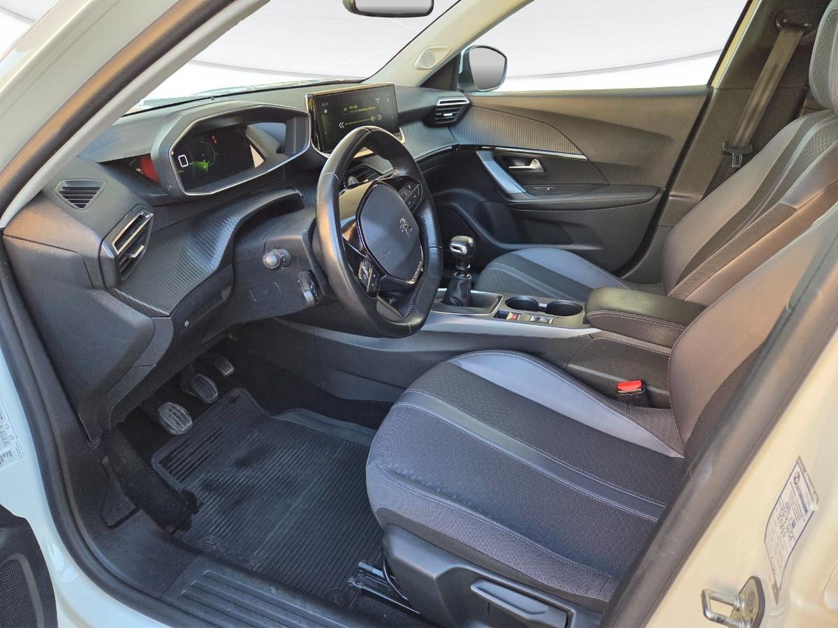 PEUGEOT 2008 1.2 puretech Allure Navi Pack s&s 130cv