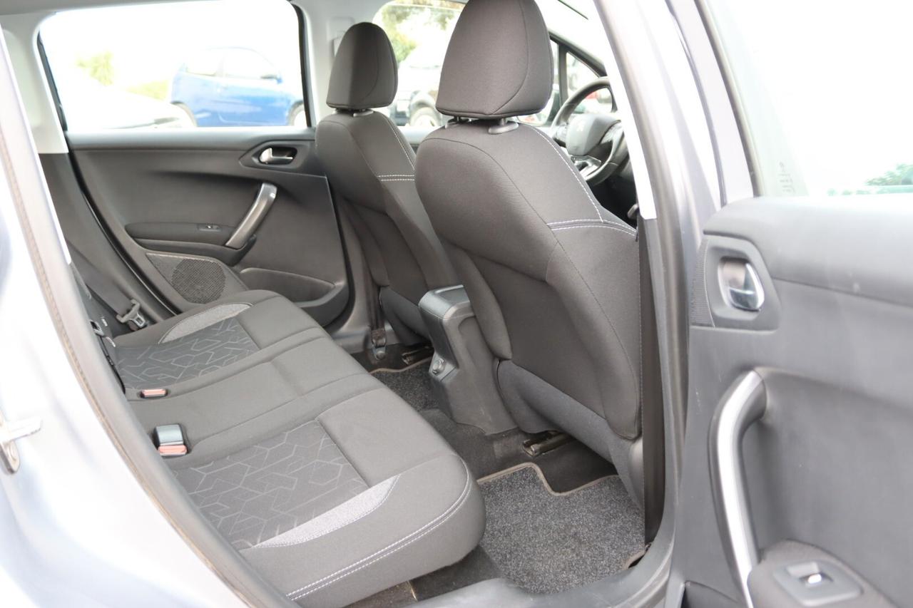 Peugeot 2008 PureTech 82 Active