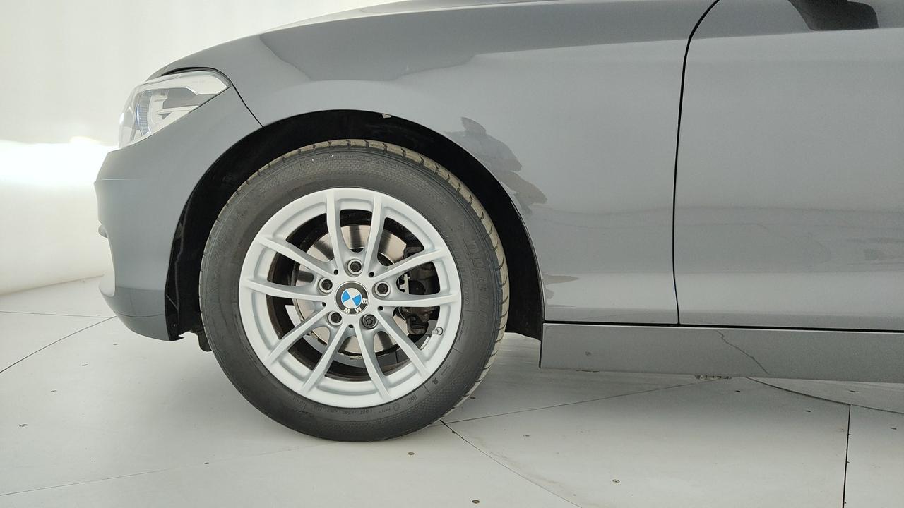 BMW BMW 118i Advantage 5p auto