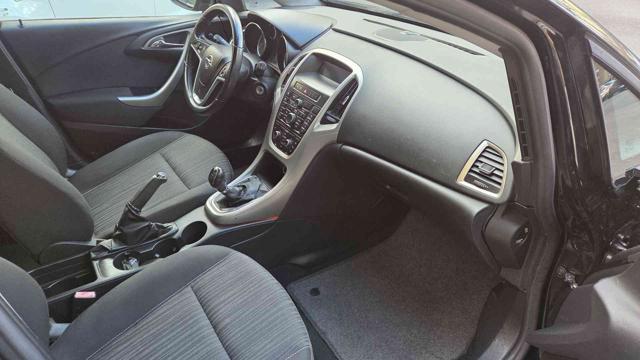 OPEL Astra 1.3 CDTI 95CV Sports Tourer Cosmo