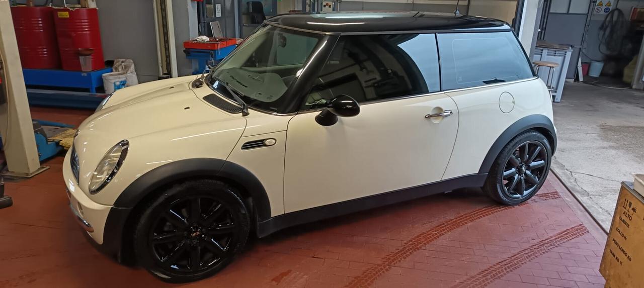 MINI 1.6 16V Cooper - 2004 ASI