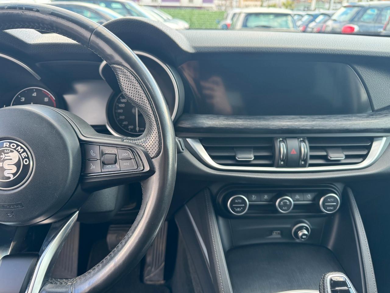 Alfa Romeo Stelvio 2.2 Turbodiesel 160 CV AT8 RWD Business