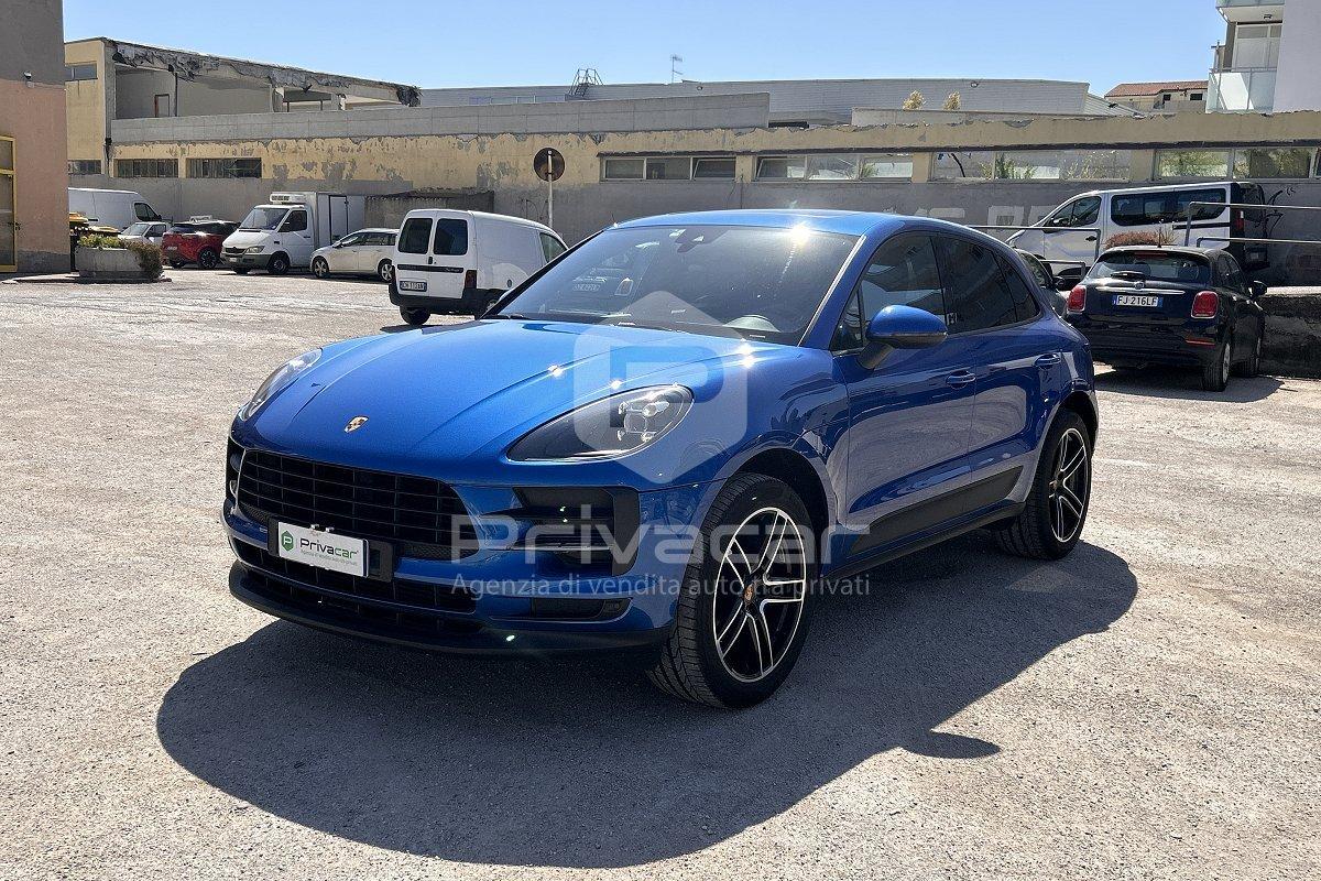 PORSCHE Macan 2.0