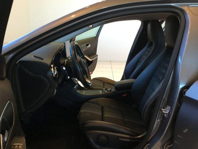 Mercedes-Benz GLA GLA 200 d Business