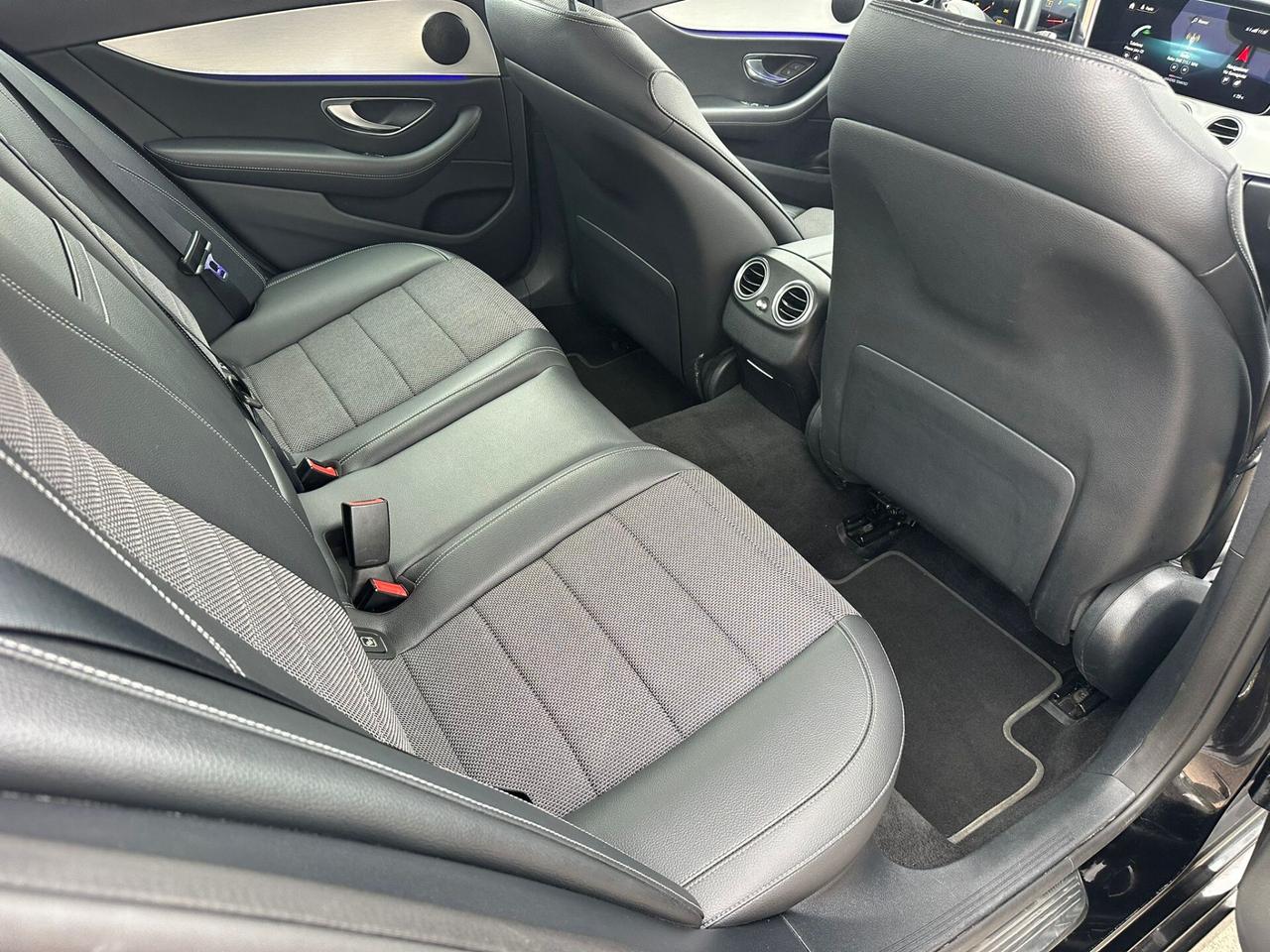 Mercedes-benz E 220 160 CV