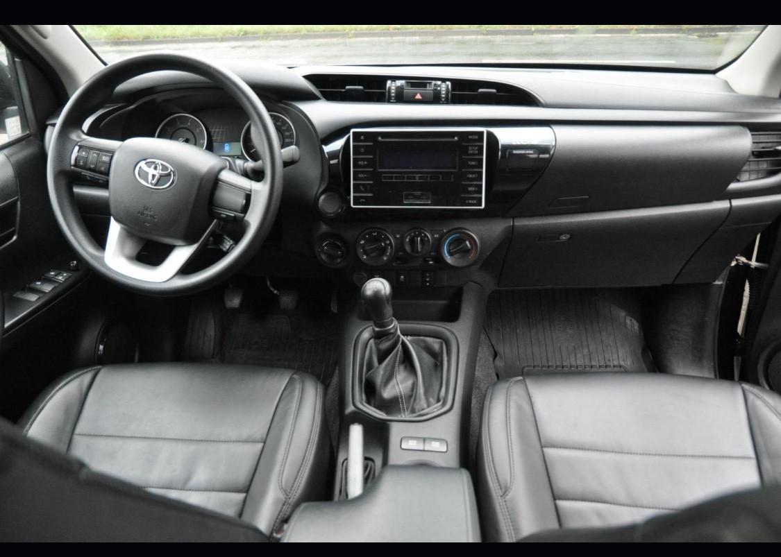 Toyota Hilux 2.4 D-4D 4WD 4 porte Double Cab Executive