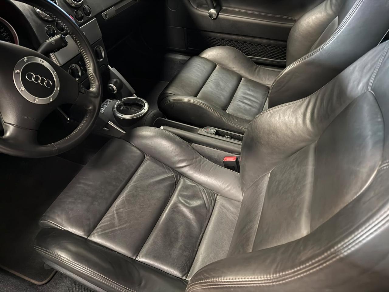 Audi TT Coupé 1.8 T 20V 179 CV cat solo 39.800km