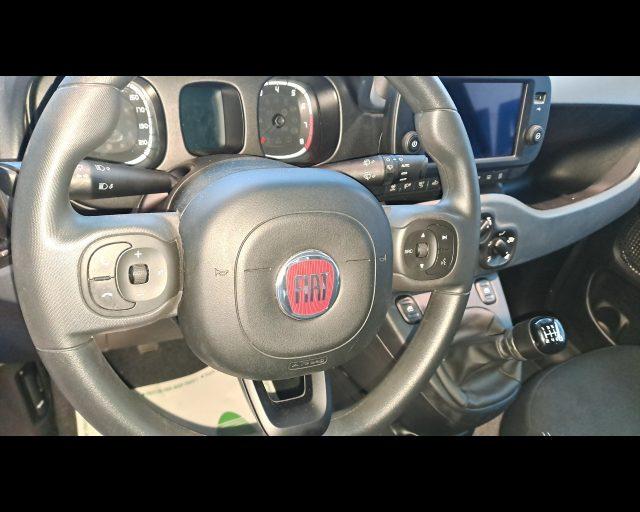 FIAT New Panda 1.0 firefly hybrid Cross s&s 70cv 5p.ti