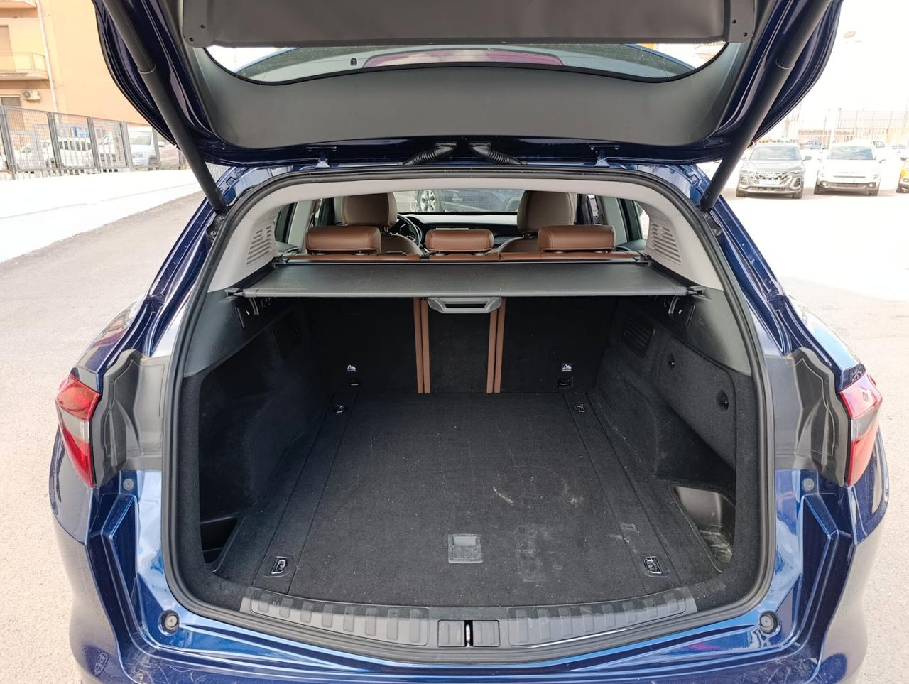 Alfa Romeo Stelvio 2.2 Turbodiesel 190 CV AT8 RWD Business