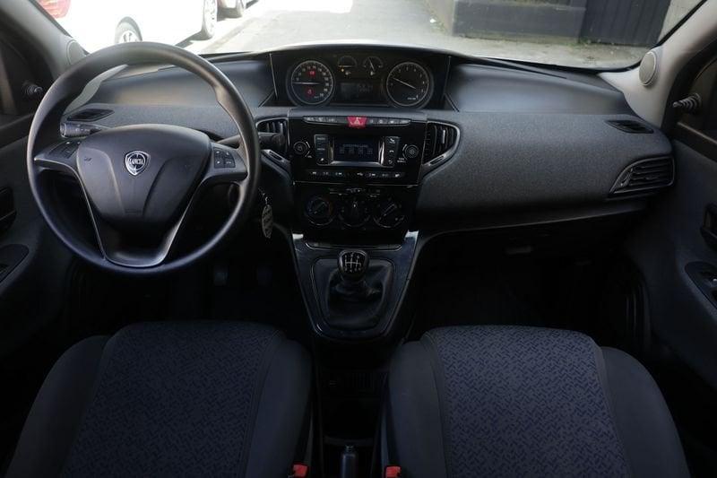 Lancia Ypsilon Lancia Ypsilon 1.0 FireFly 70cv S&S Hybrid SILVER 51KW ANNO 2022