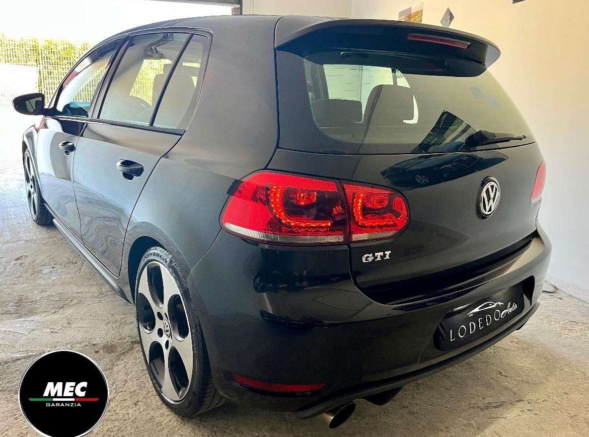 Volkswagen Golf VI GTI 2.0 Turbo benzina - 2011