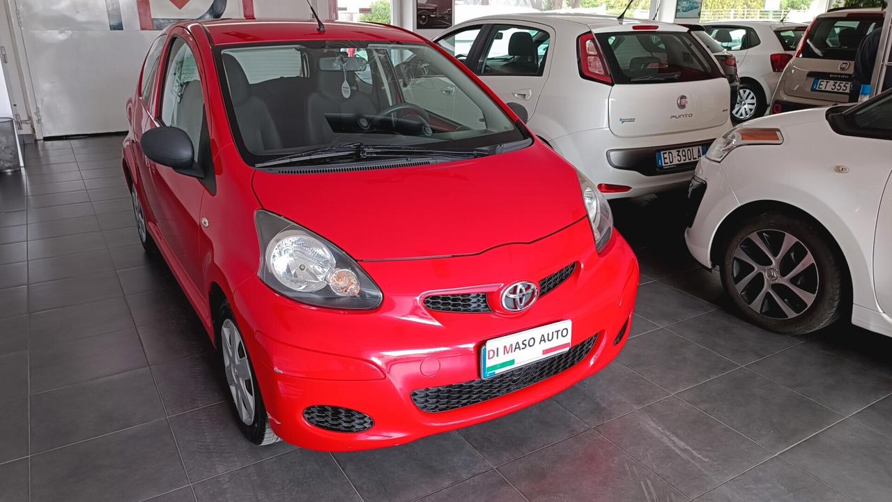 Toyota Aygo 1.0 12V VVT-i 3 porte Sol