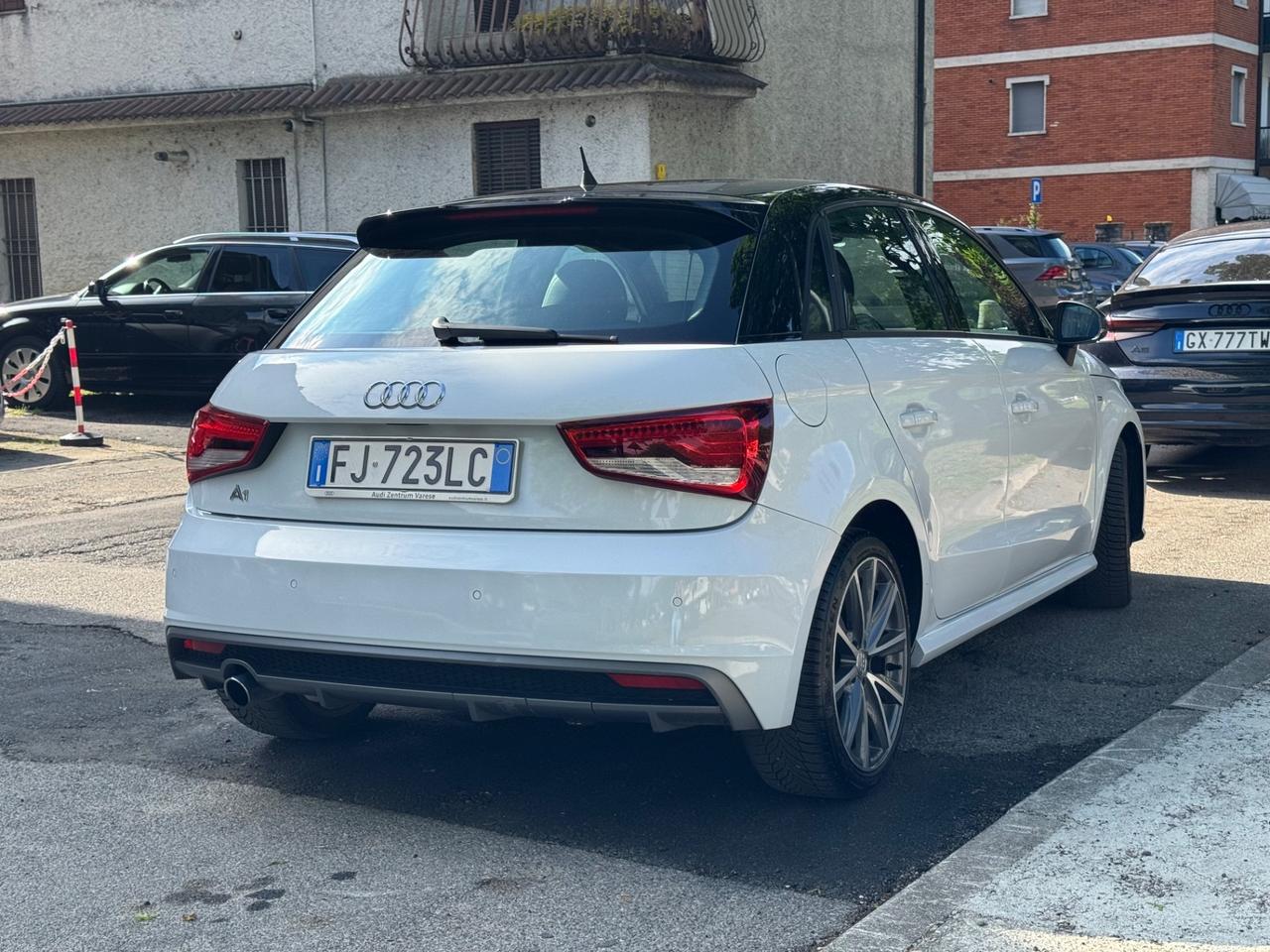 Audi A1 SPB 1.4 TDI S tronic Admired S LINE - TETTO APRIBILE - CAMBIO AUTOMATICO - SENSORI ANTERIORI E POSTERIORI - SEDILI IN PELLE