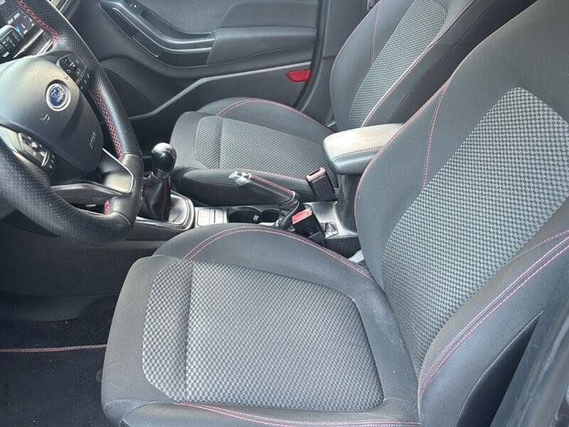 Ford Fiesta 1.1 85CV ST-Line