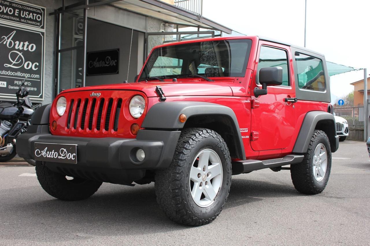 Jeep Wrangler 2.8 CRD Sport Plus Auto - torpedo con hard-top corta