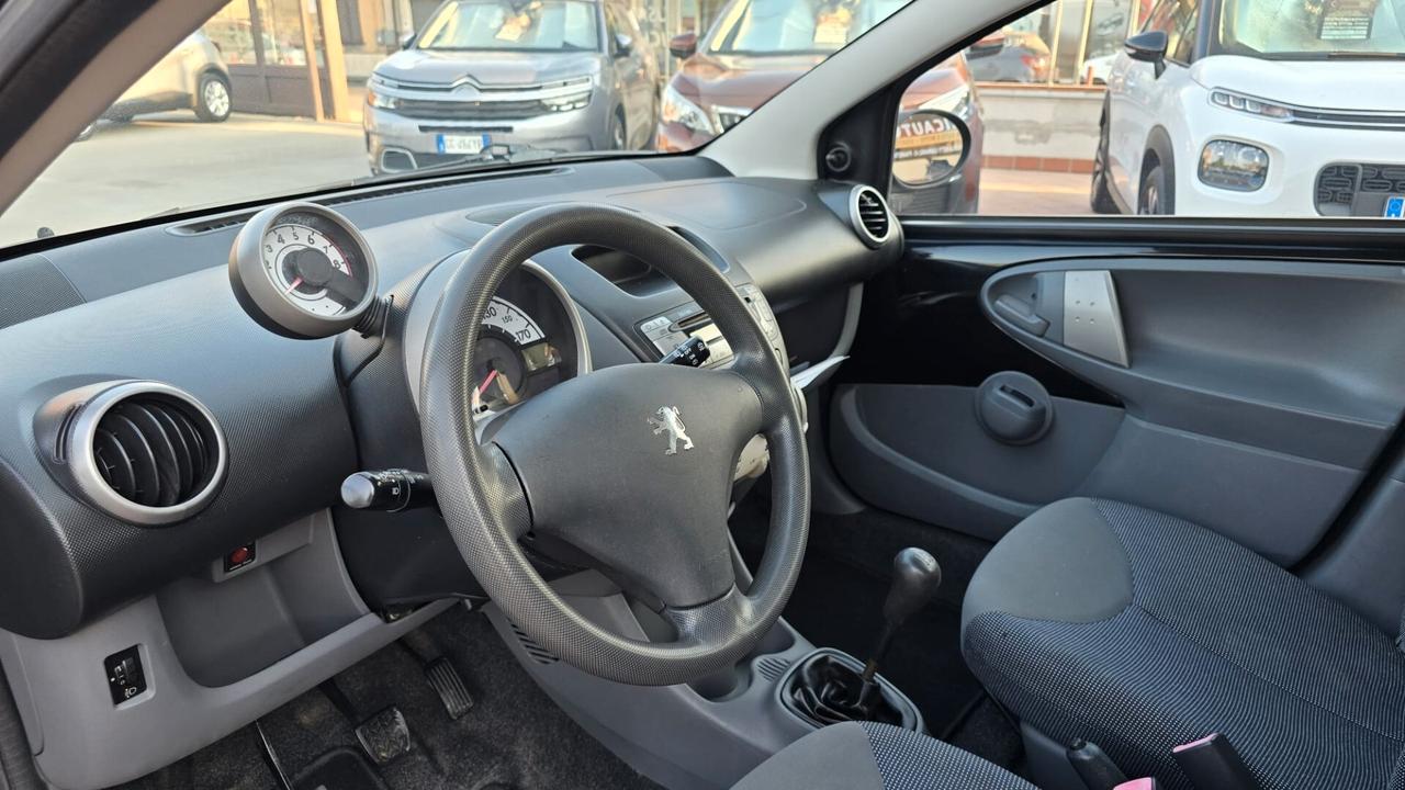 Peugeot 107 1.0 68CV 5p. Plaisir