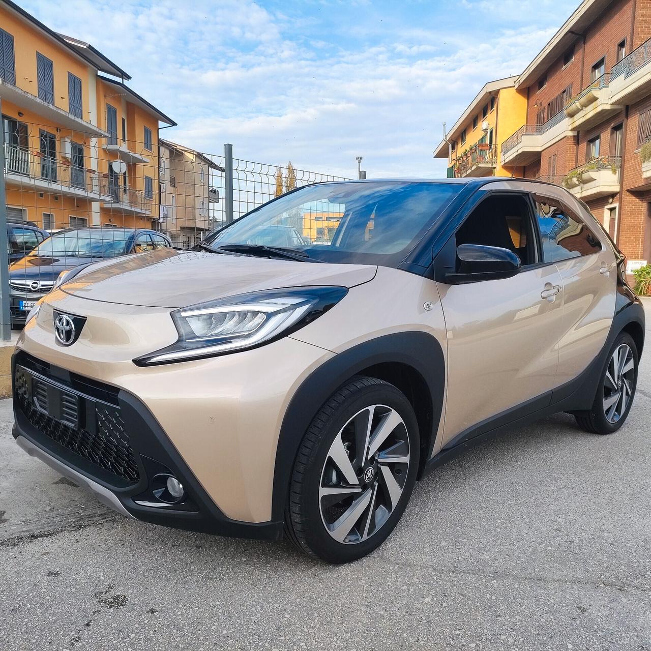 Toyota Aygo X 1.0 VVT-i 72 CV 5 porte JBL Special Edition S-CVT