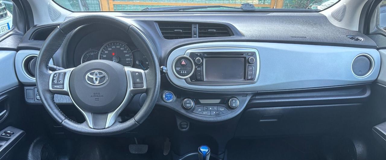 Toyota Yaris 1.5 Hybrid 5 porte Lounge