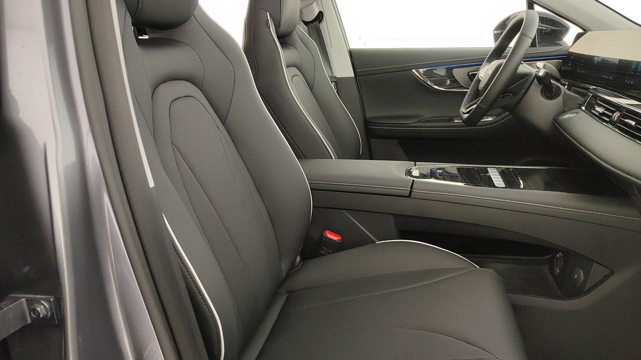 OMODA 1.6 TGDI 7DCT Premium Anniversary