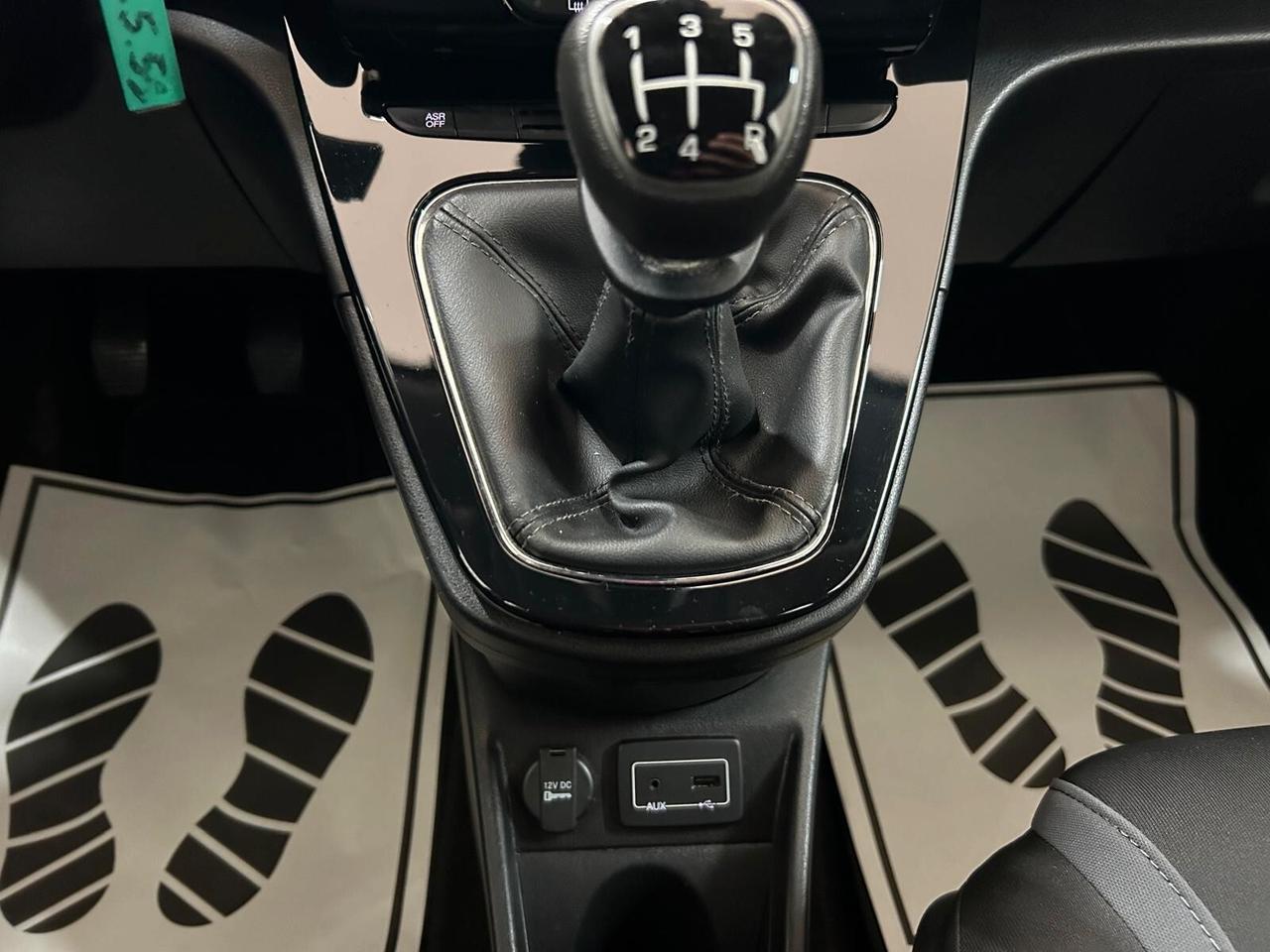 Lancia Ypsilon 1.2 69 CV 5 porte GPL Ecochic Gold