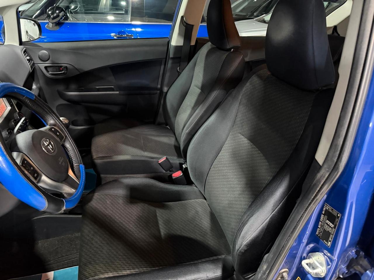 Toyota Verso Benzina Neopatentati Retrocamera