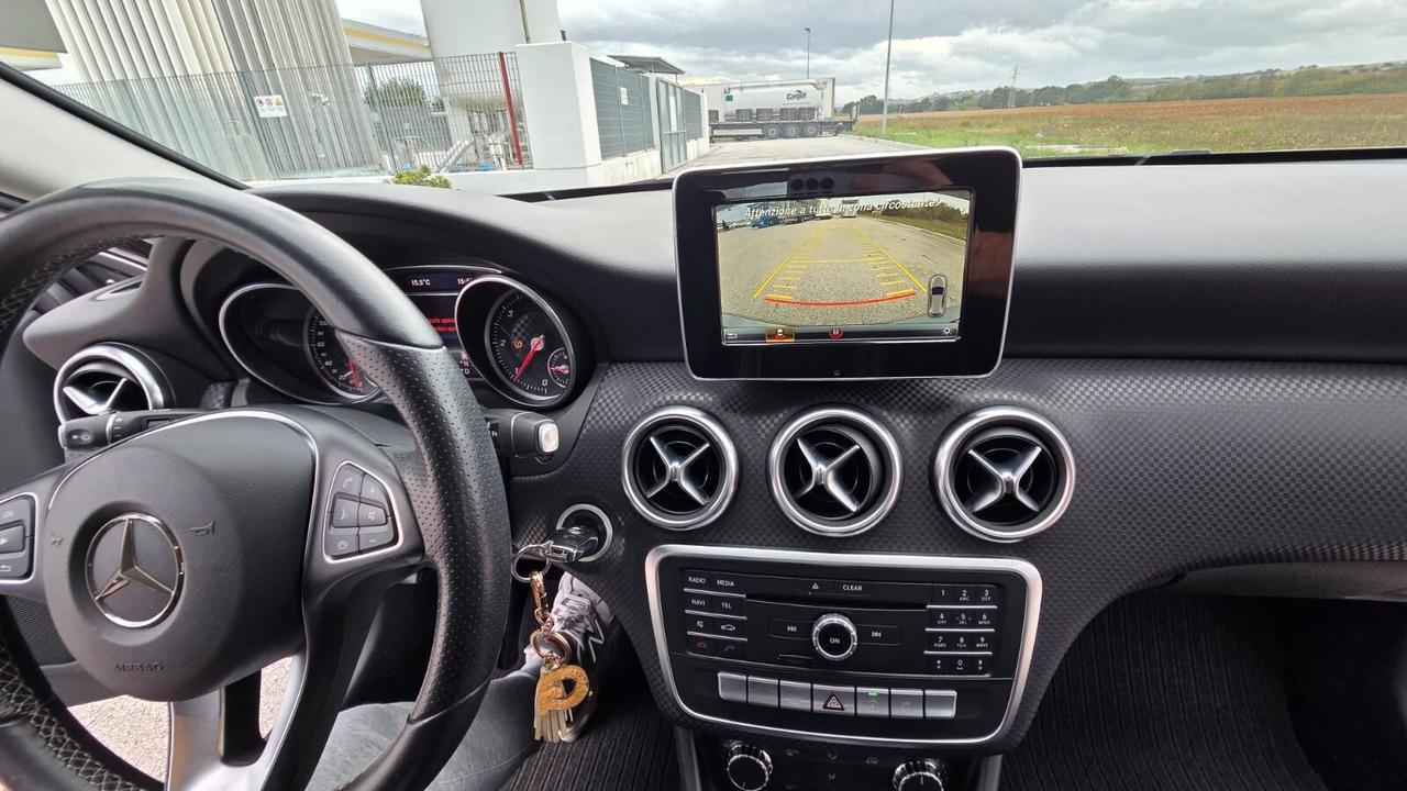 Mercedes-benz A 180 d Automatic Premium