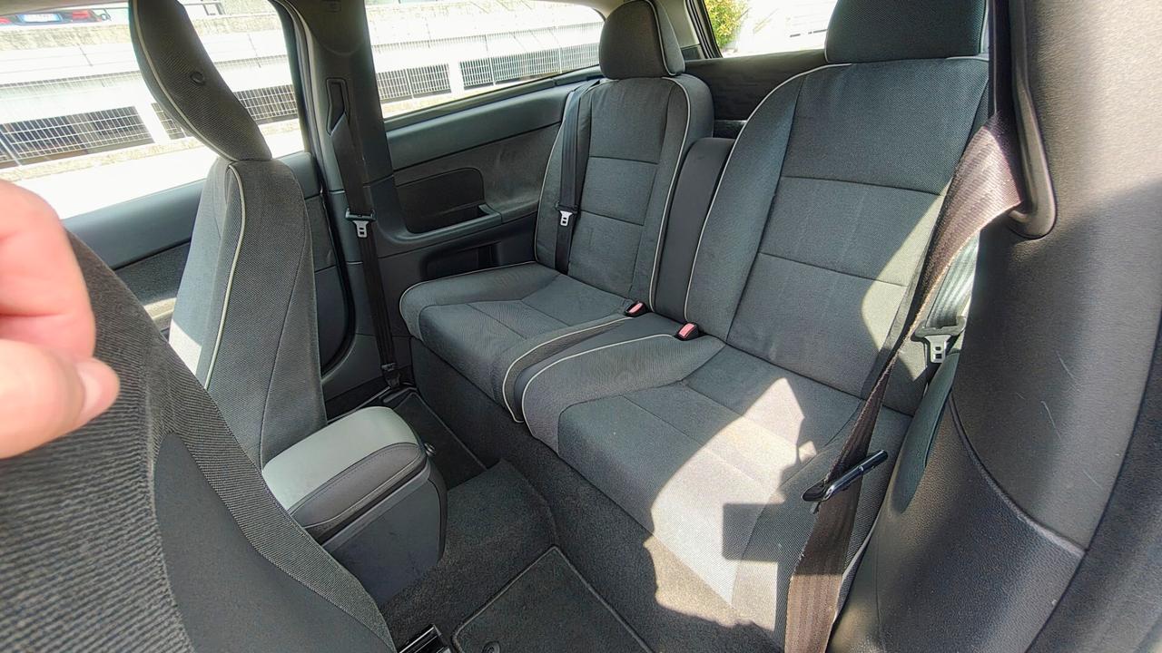 Volvo C30 1.6 D Summum
