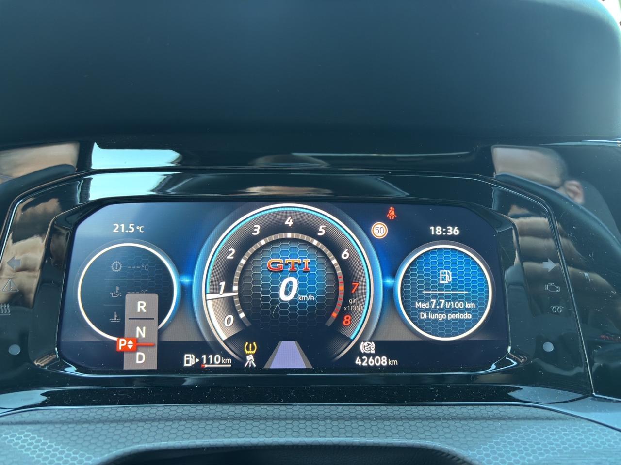 Volkswagen - Golf GTI 2.0 tsi 245cv dsg